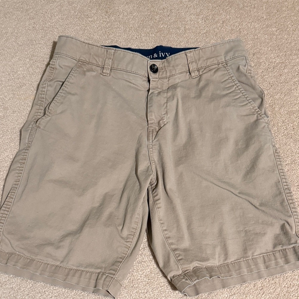crown & ivy Men's Khaki Flat-Front Motion Flex Chino Shorts